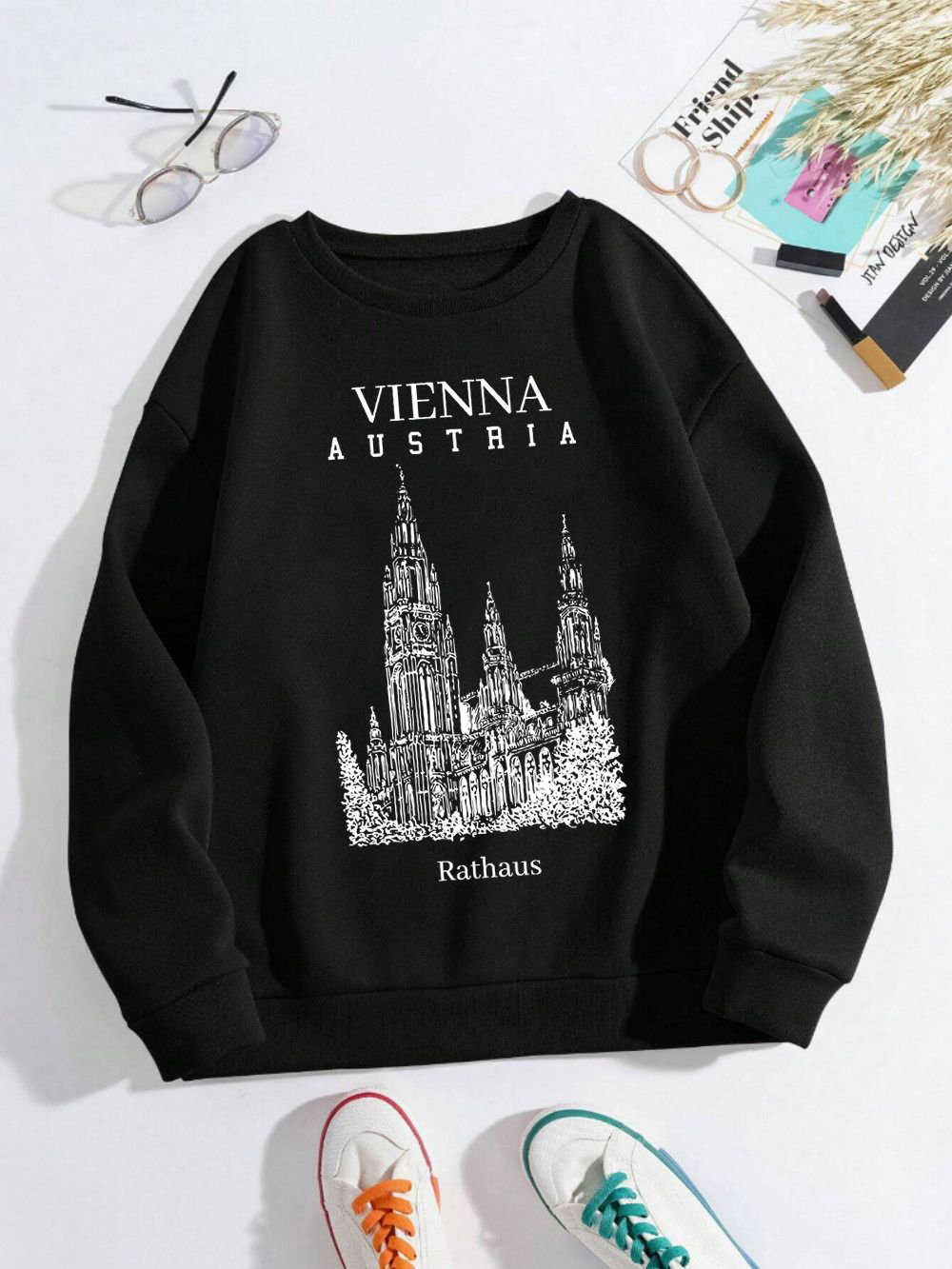 Женский свитшот с принтом Vien – обзор и цена Winter Clothing Vienna